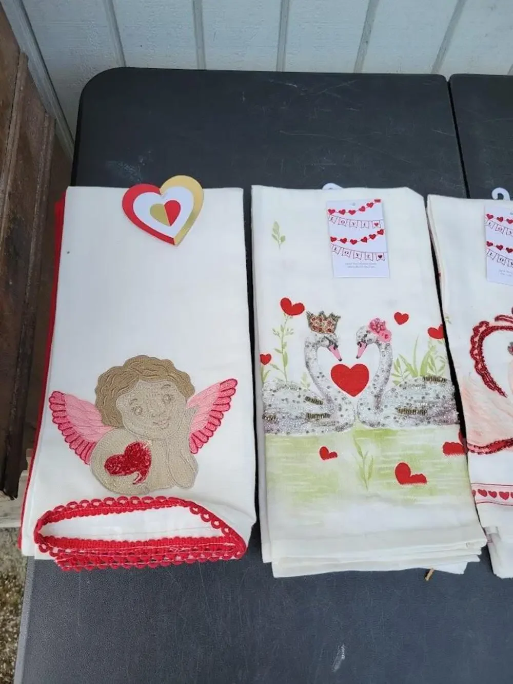 Valentine Tea Towels Set 4Pc White Cotton Hearts Embroidered Kitchen Decor